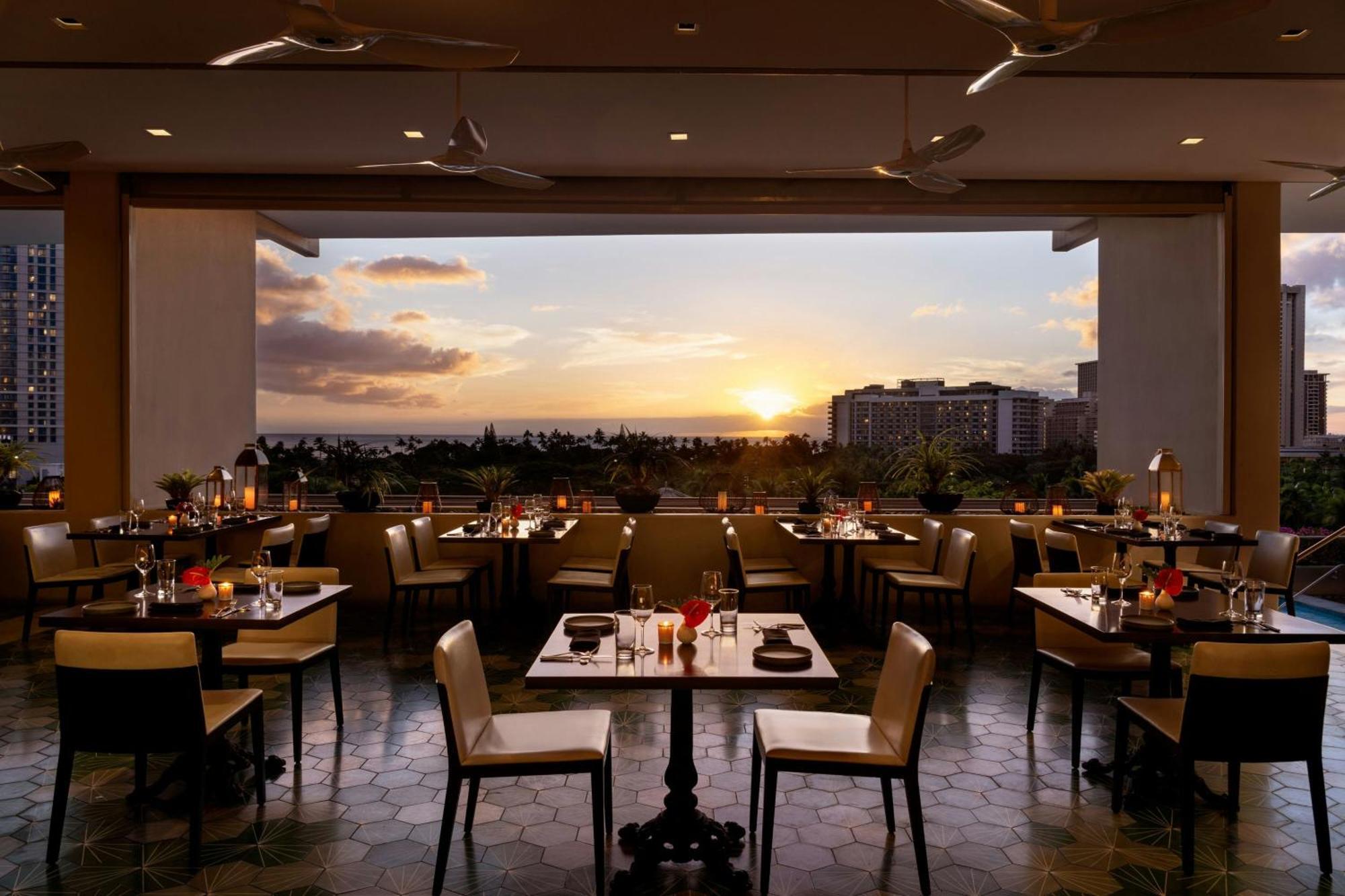 The Ritz-Carlton Residences, Waikiki Beach Hotel Гонолулу Экстерьер фото
