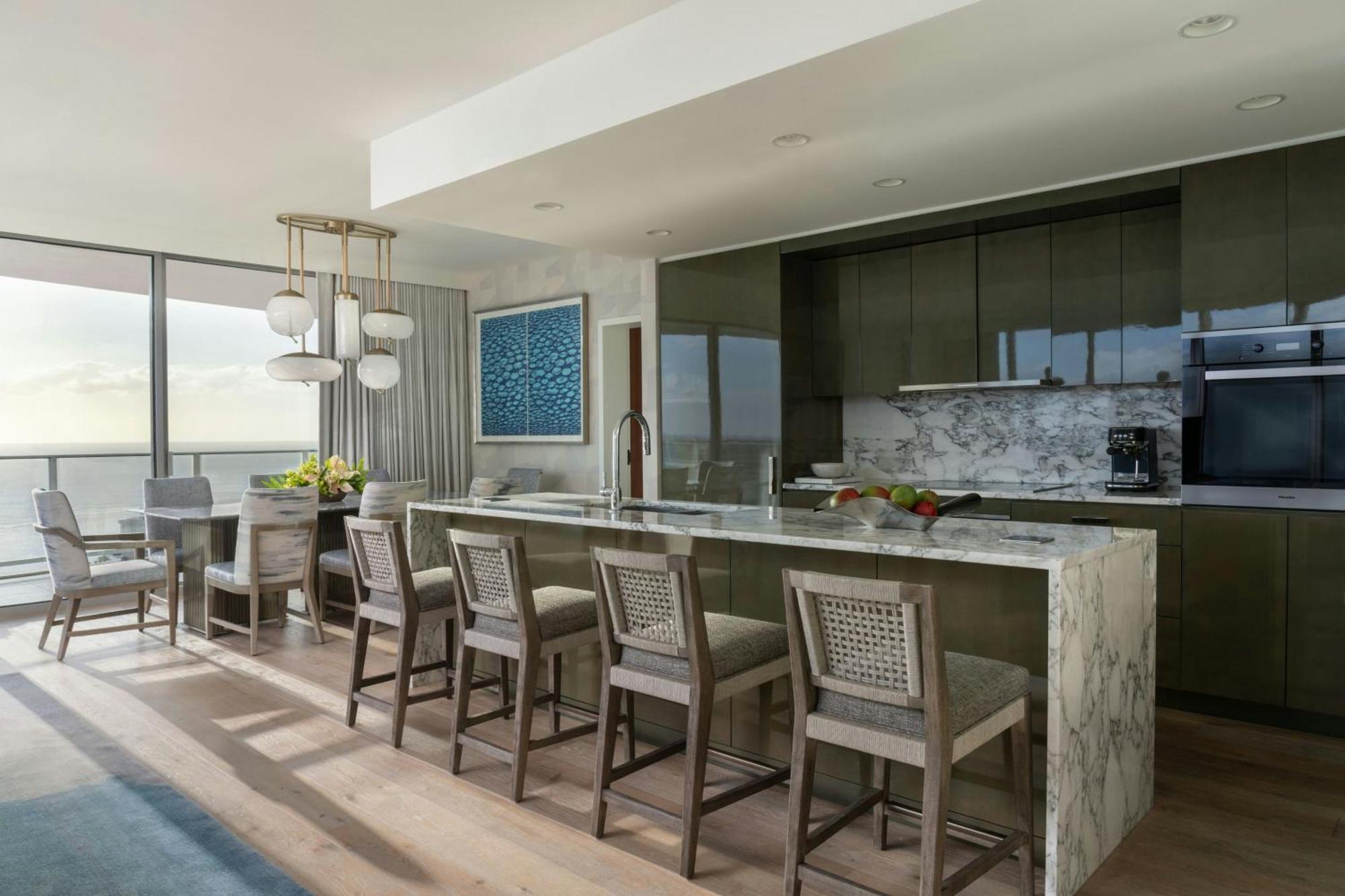 The Ritz-Carlton Residences, Waikiki Beach Hotel Гонолулу Экстерьер фото