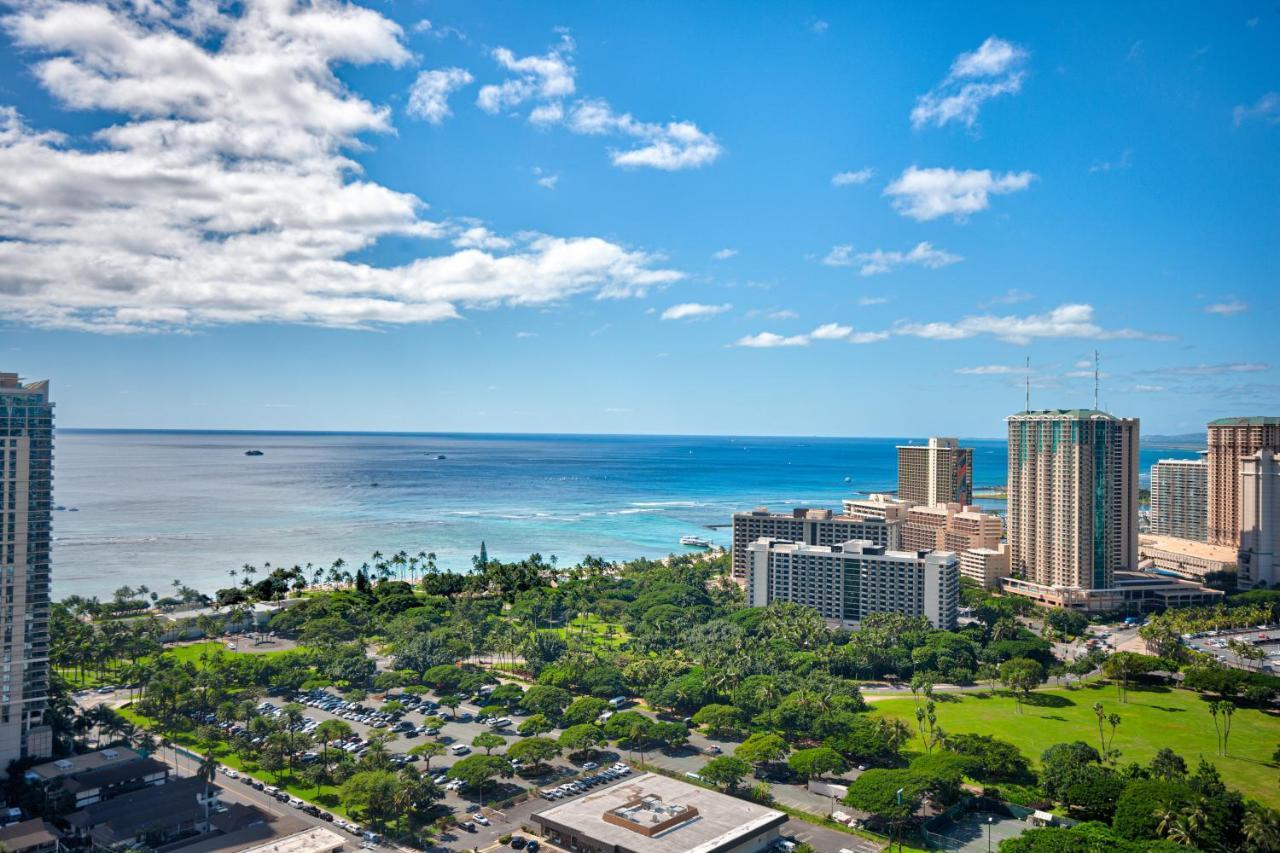 The Ritz-Carlton Residences, Waikiki Beach Hotel Гонолулу Экстерьер фото